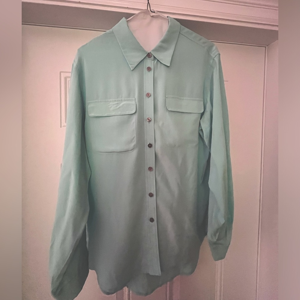 Two by Vince Camuto Aqua Silk Button Down Blouse size Small